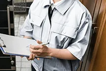 鍵のプロが対応しますが、万が一鍵が開かなければ費用はいただきません。